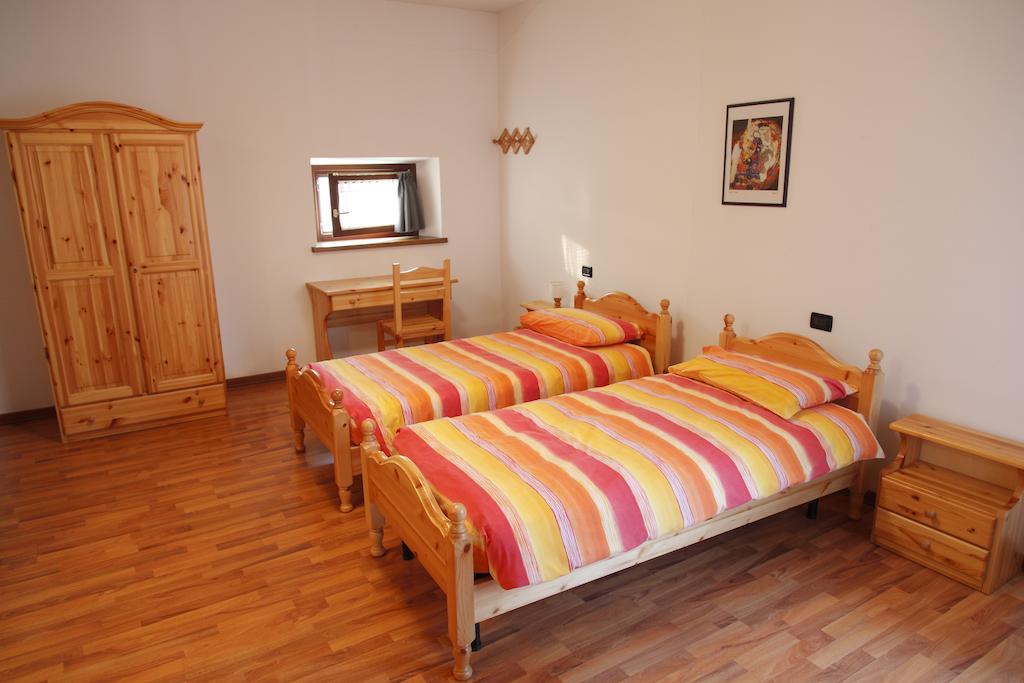 Bed and Breakfast Sentiero Valinis Fanna Номер фото